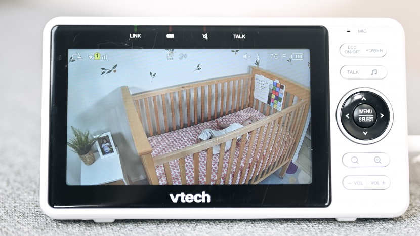 the vm901 video is pretty good with nice clarity and good color...