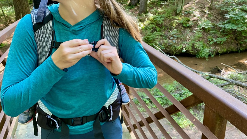 thule sapling backpack - we appreciate the zippered storage pockets on the hip belt for...