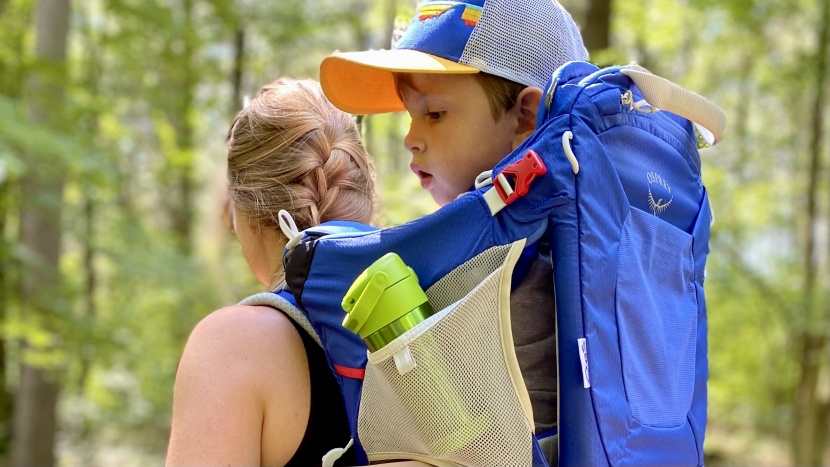 baby backpack - the red cockpit buckles on the osprey poco are a struggle to close.