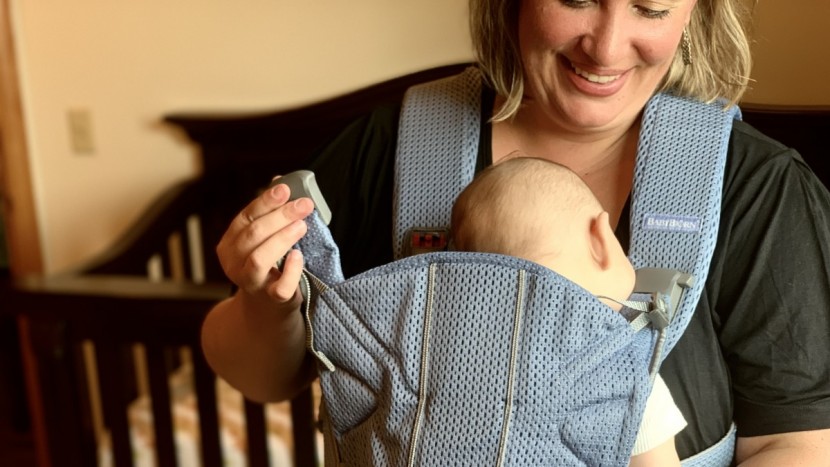 babybjorn one air - the one air has well-padded shoulder straps that are comfortable for...