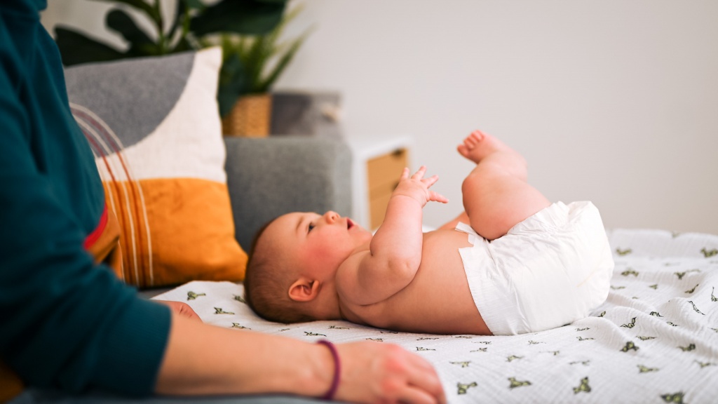 dyper bamboo - dyper bamboo diapers are soft and durable with a comfortable design...