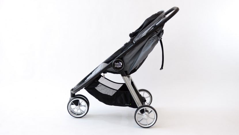 the city mini 2 has a slim design with few features that add weight...