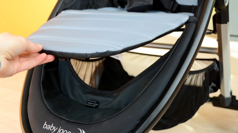 the leg rest on the city mini 2 can be propped up for storage bin...