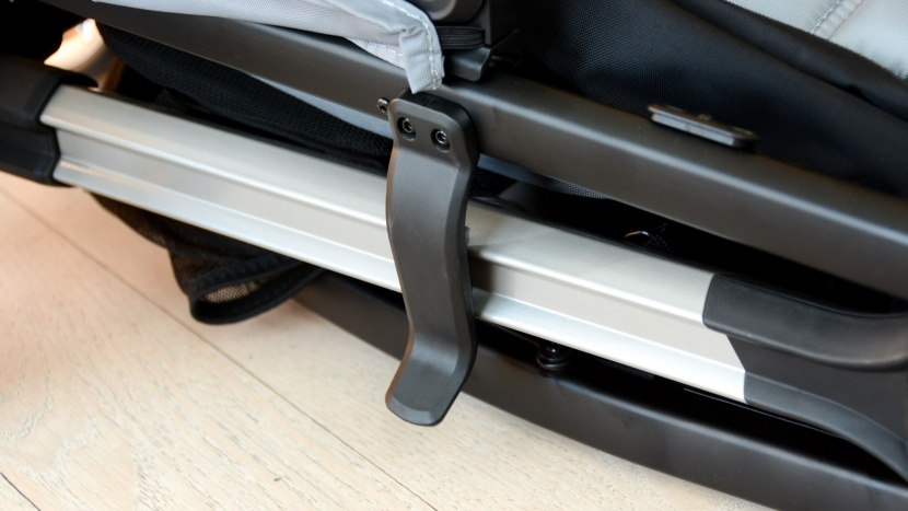 baby jogger city mini 2 - the mini 2 has an auto-locking fold that keeps the stroller together...