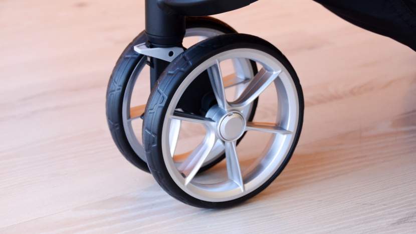 the front wheel on the mini 2 is a double wheel design that...