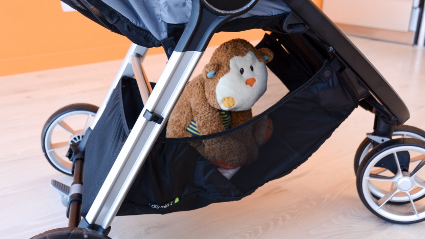 the access to the mini 2 storage bin is limited thanks to a poorly...