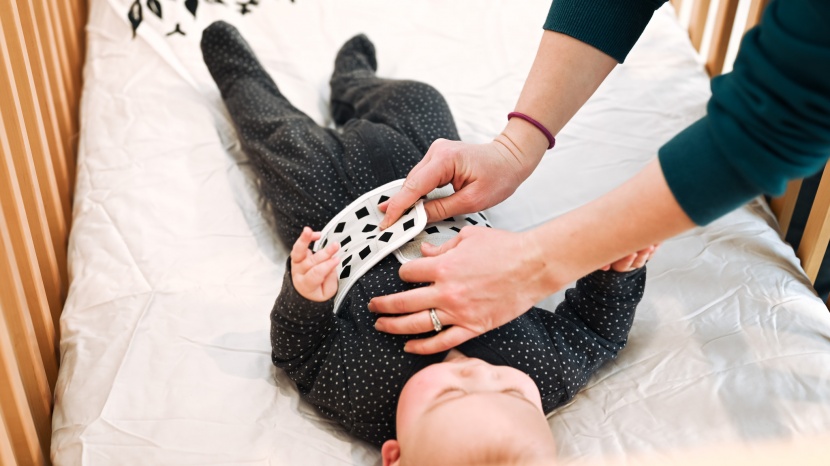 nanit pro complete - the nanit movement monitor requires the use of the patterned wrap...