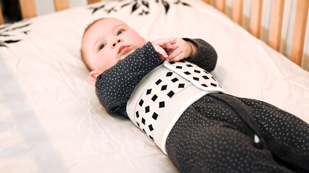 Nanit band sale over sleep sack