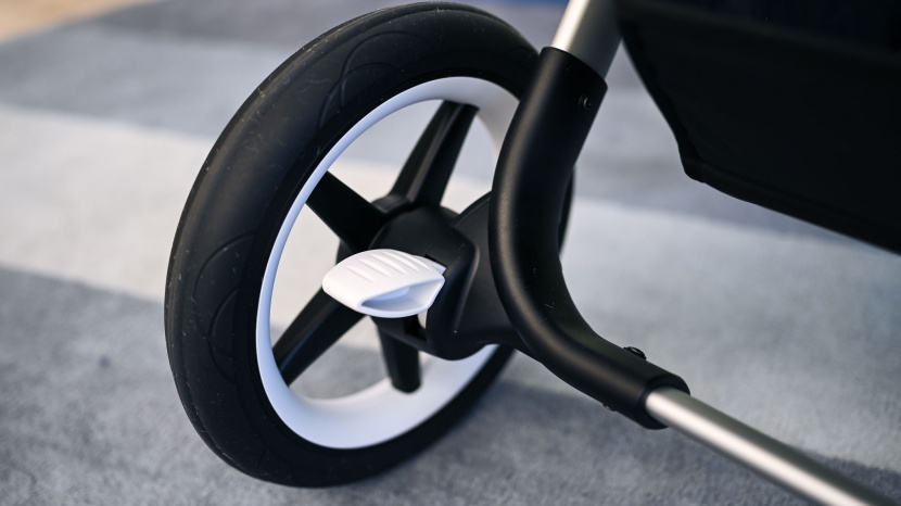 bugaboo donkey5 - the wheels on the donkey are foam-filled plastic, and the brake...