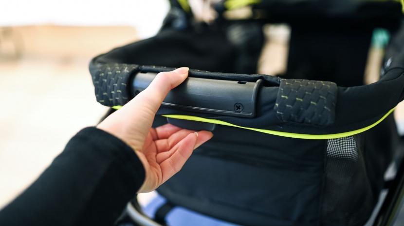 the end of the xplore can be dropped down to make climbing onboard...