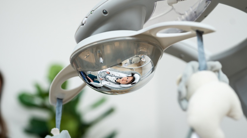 ingenuity inlighten swing - the underside of the mobile on the ingenuity inlighten features a...