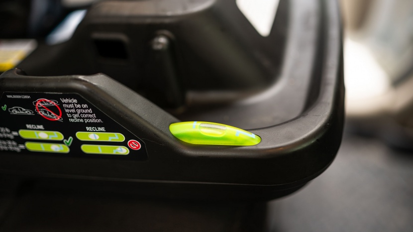 baby jogger city go2 - the bubble level indicator on the city go2 has a wide acceptable...
