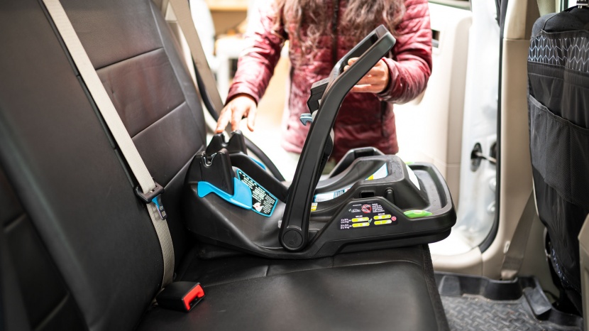 baby jogger city go2 - whether you use latch or the vehicle belt to install the city go2...