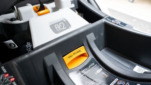 The level adjustment on the Fit 2 is nicely placed in the center of...