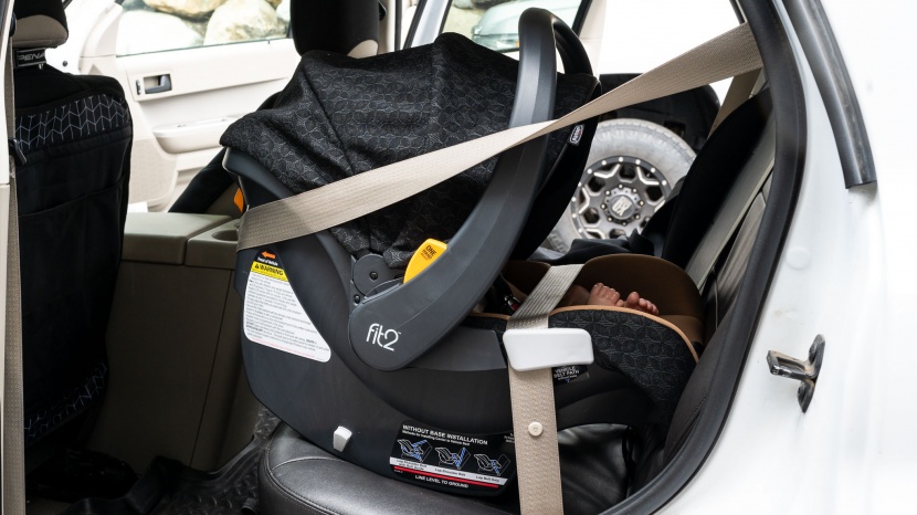 chicco fit2 - the fit 2 routing path is color coded for installing the carrier...