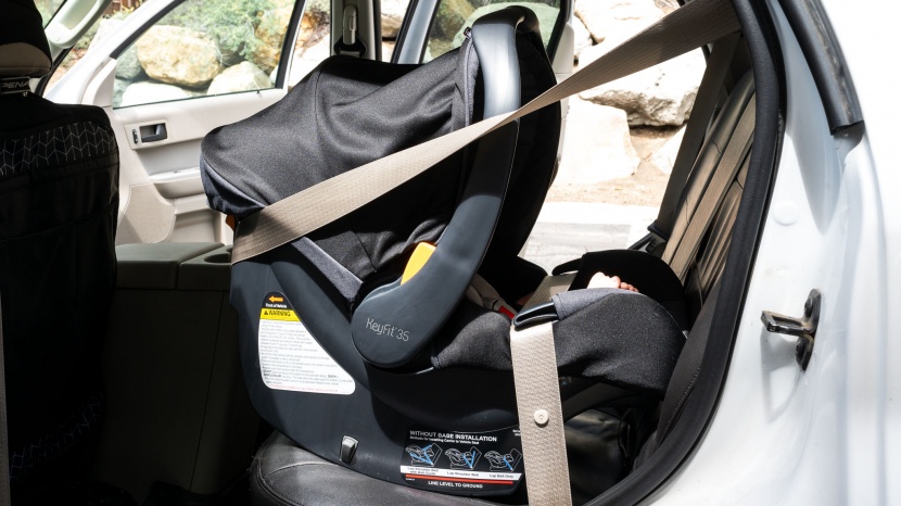 chicco keyfit 35 - the keyfit 35 uses the european belt path that utilizes the shoulder...