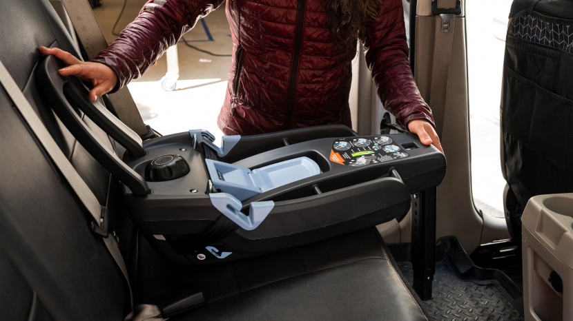 peg perego primo viaggio 4-35 nido - installation of the nido seemed more difficult to us than is should...