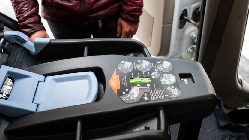 the recline angle indicator on the nido is a bubble indicator in the...