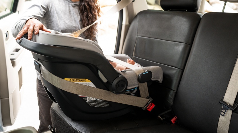 uppababy mesa v2 - the mesa v2 is an okay seat but it isn't our favorite or even our...
