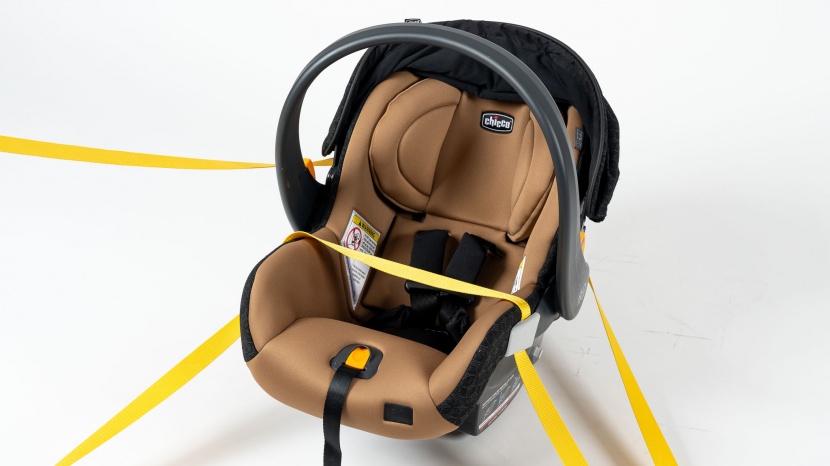 chicco fit2 - the fit 2 utilizes the european pathway for installation without the...