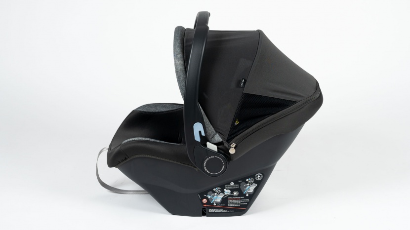 peg perego primo viaggio 4-35 nido - the nido shell is a little more contoured than some of the...
