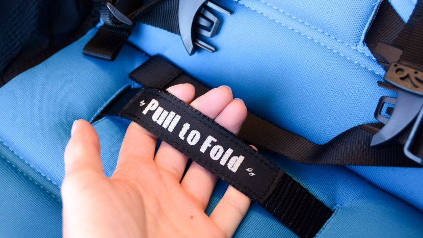 baby jogger city mini gt2 combo - the gt2 fold swiftly with a yank on the pull to fold handle on the...