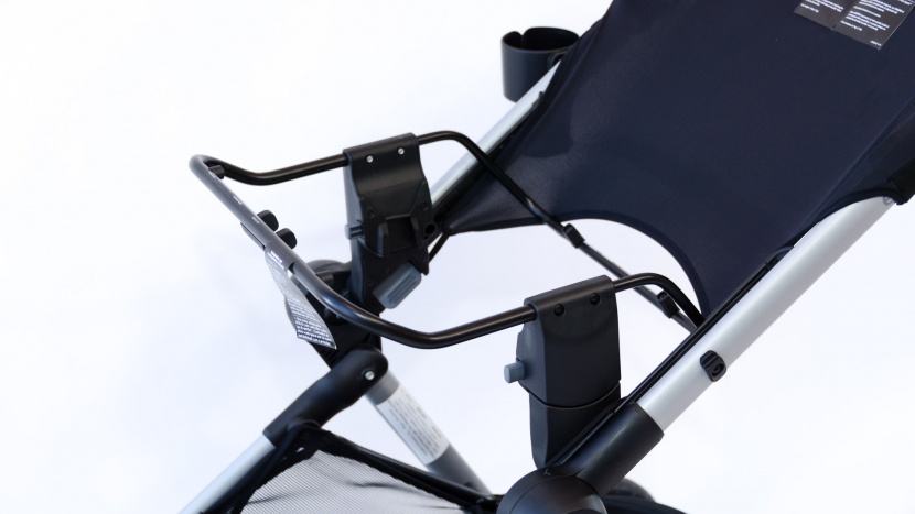 the loop adapter connects to the xpand where the toddler seat...