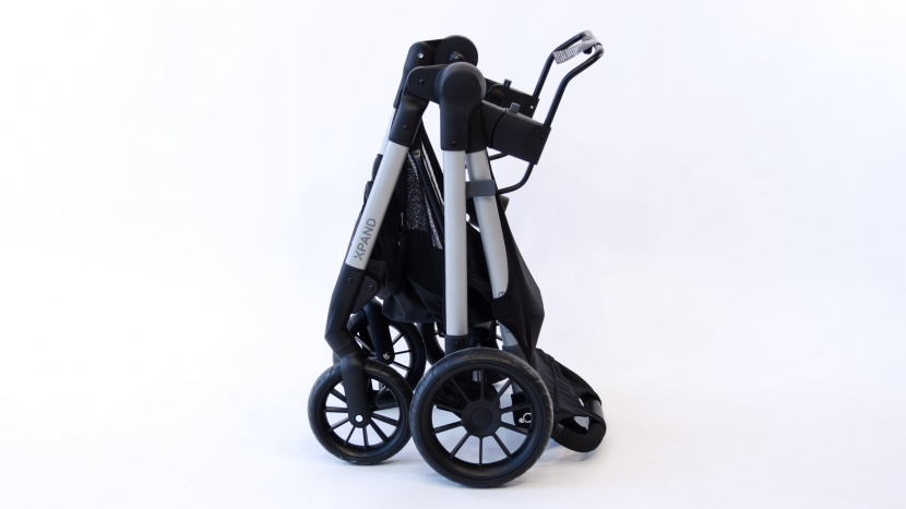 evenflo pivot xpand combo - the xpand is one of the heaviest and largest options in the group...