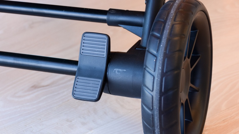 evenflo pivot xpand combo - the single-action brakes on the expand are easy to use and the...