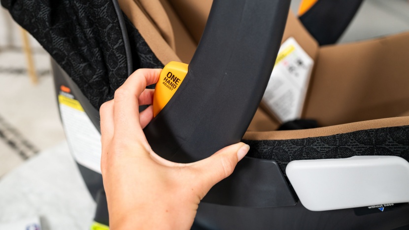 chicco fit2 - the fit 2 handle has a one-hand adjustment which is both unique and...