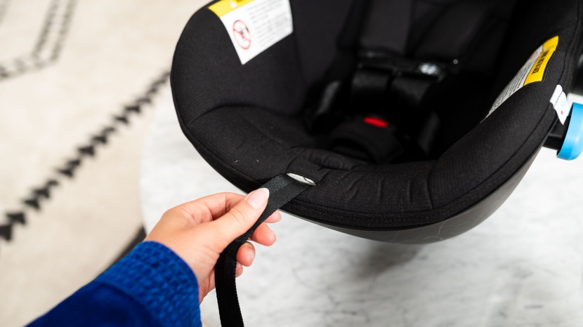 clek liing - unlike much of the competition, the liing harness release button is...