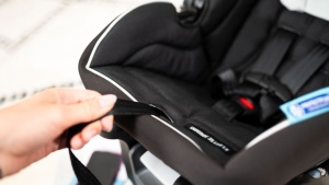 The harness tightening strap for the Lite LX uses the same hole in...