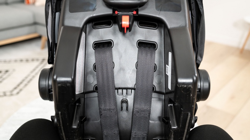 graco snugride snuglock 35 - the snuglock uses a rethread harness height adjustment where you...