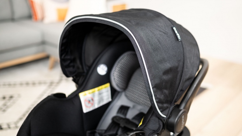 evenflo litemax dlx - the evenflo canopy is small and wonky to move, but it isn't as...