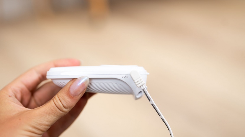 the nursery unit must be plugged in to operate.