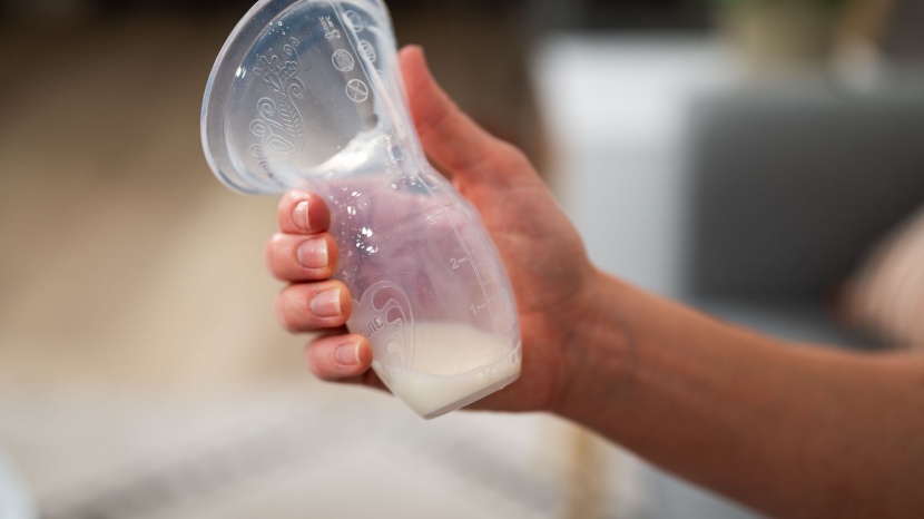 breast pump - unlike other breast pumps in our review, the haakaa is a passive...