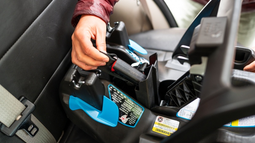 infant car seat - the baby jogger city go2 latch connector storage is two compartments...