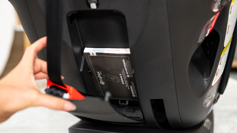 cybex eternis s - the eternis has a manual storage pocket on the back of the seat. the...