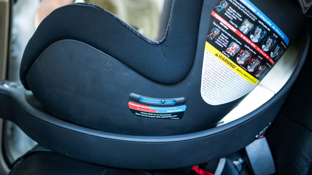 Cybex Sirona Platinum Car Seat, Isofix 360 Swivel, Rear/Front Facing  Black/Blue