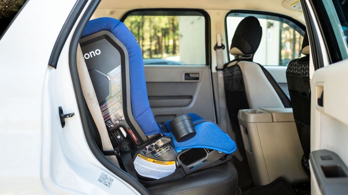  Graco SlimFit 3 in 1 Car Seat -Slim & Comfy Design