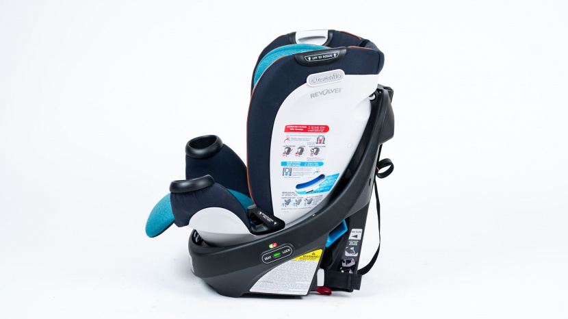 evenflo gold revolve360 - the revolve is a beast of a seat that is both wide and heavy.