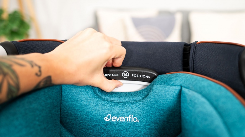 evenflo gold revolve360 - the revolve is a non-rethread harness height adjustment with an...