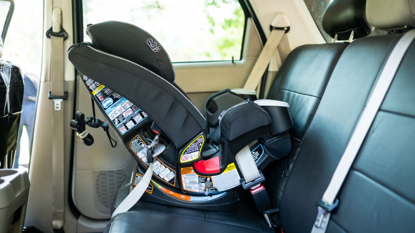 graco 4ever dlx - threading the belt on the 4ever is easy enough, but we would have...