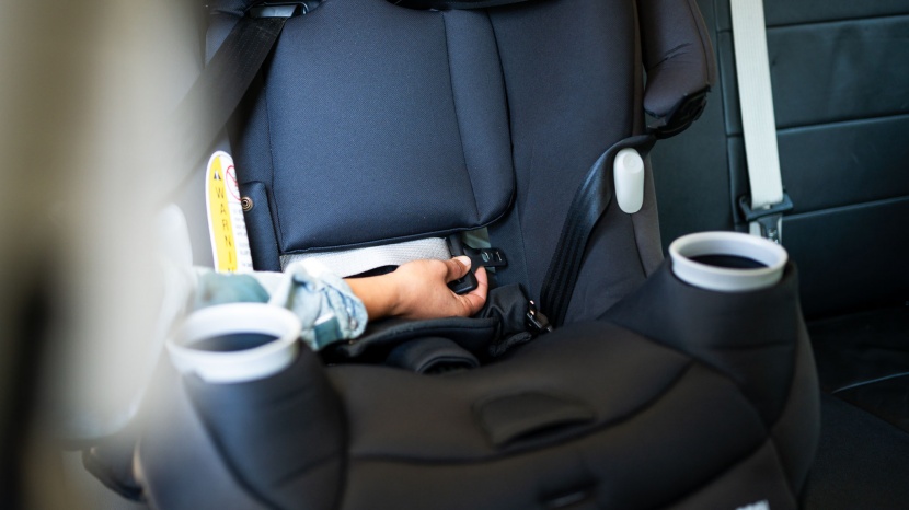 forward-facing installation of the maxi-cosi includes pull back the...