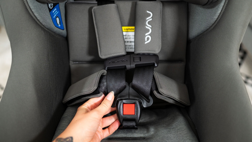 Nuna convertible car shop seat safety ratings