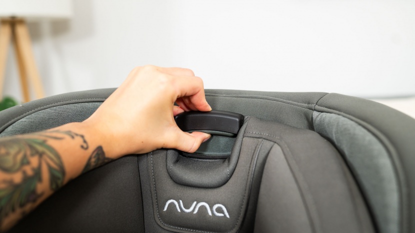 nuna rava - the rava has a non-rethread harness height adjustment with ten...