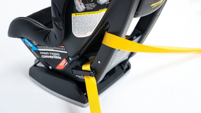 the forward-facing configuration for belt installation of the peg...