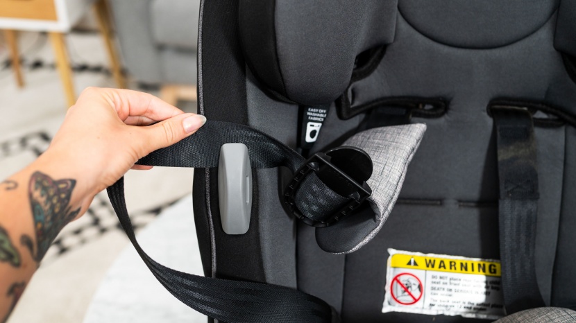 safety 1st grow and go all-in-one - the safety 1st has retention clips on either side to hold the...