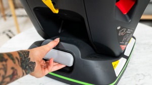 The Knox recline adjustment is nicely placed compared to most...