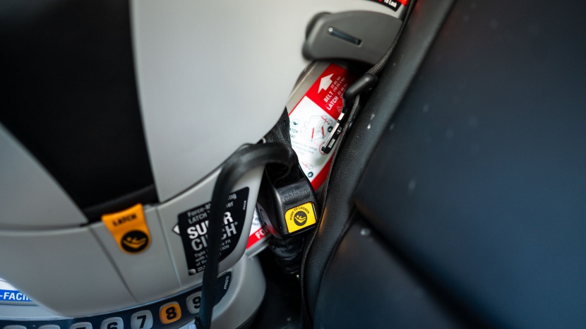 the nextfit latch supercinch strap sits snugly against the shell...